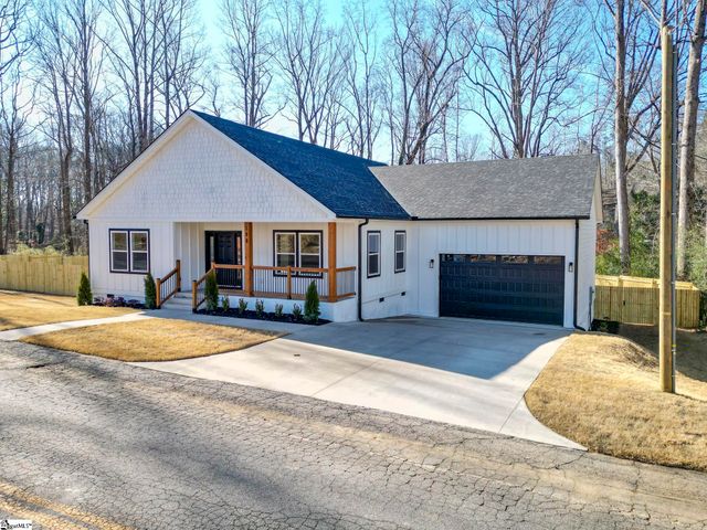 198 Saragota Avenue, Spartanburg, SC 29302