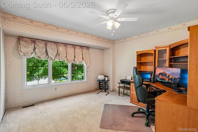 4523 Rivers Edge Drive, Troy, MI 48098