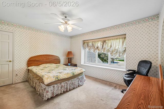 4523 Rivers Edge Drive, Troy, MI 48098