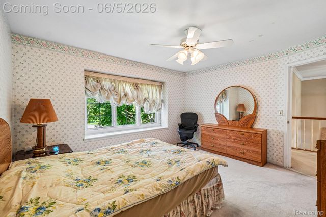 4523 Rivers Edge Drive, Troy, MI 48098