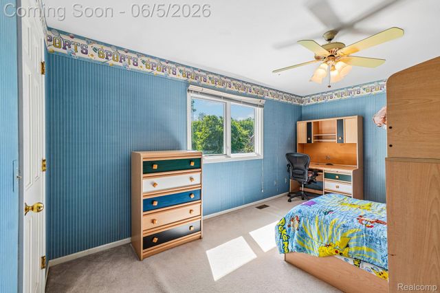 4523 Rivers Edge Drive, Troy, MI 48098