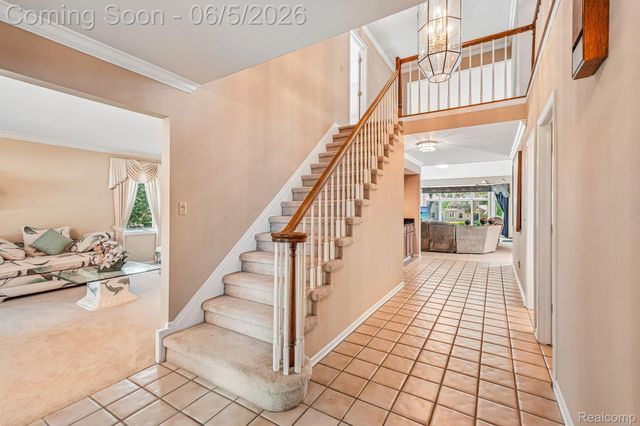 4523 Rivers Edge Drive, Troy, MI 48098