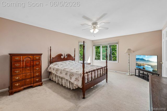 4523 Rivers Edge Drive, Troy, MI 48098