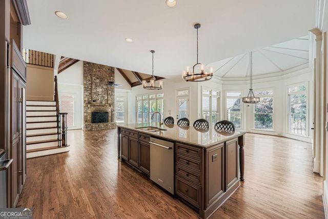 12620 Old Surrey Place, Roswell, GA 30075