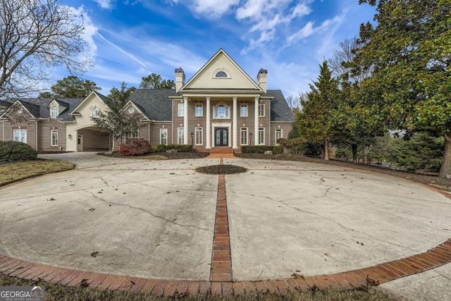 12620 Old Surrey Place, Roswell, GA 30075