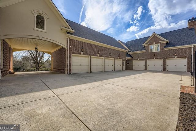 12620 Old Surrey Place, Roswell, GA 30075