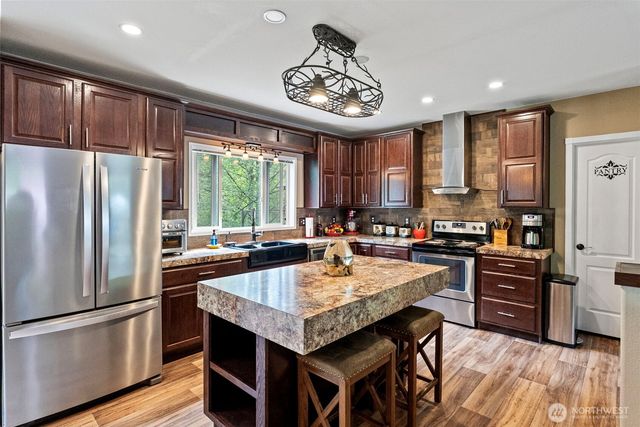 6852 SE Garfield Street, Port Orchard, WA 98366