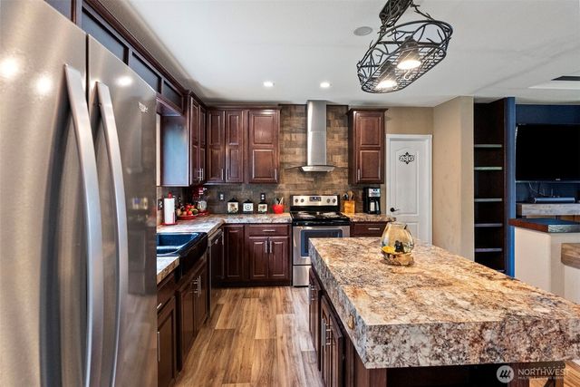 6852 SE Garfield Street, Port Orchard, WA 98366