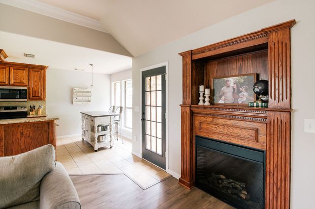 706 W Sherman Drive, Aubrey, TX 76227