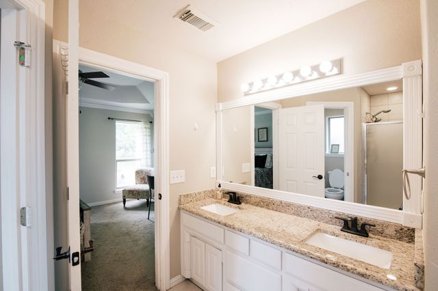 706 W Sherman Drive, Aubrey, TX 76227