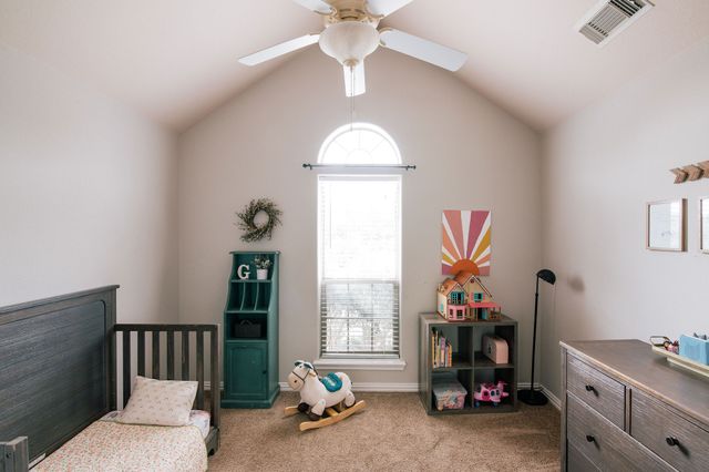 706 W Sherman Drive, Aubrey, TX 76227