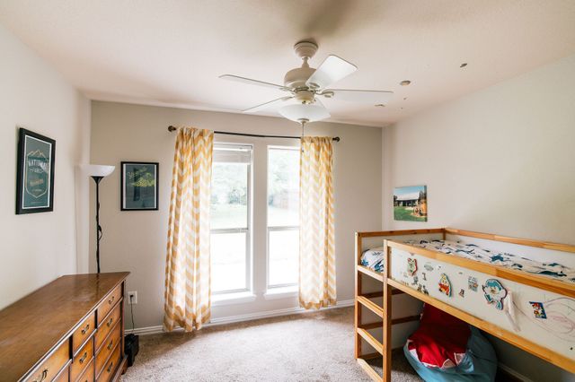 706 W Sherman Drive, Aubrey, TX 76227