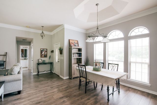 706 W Sherman Drive, Aubrey, TX 76227