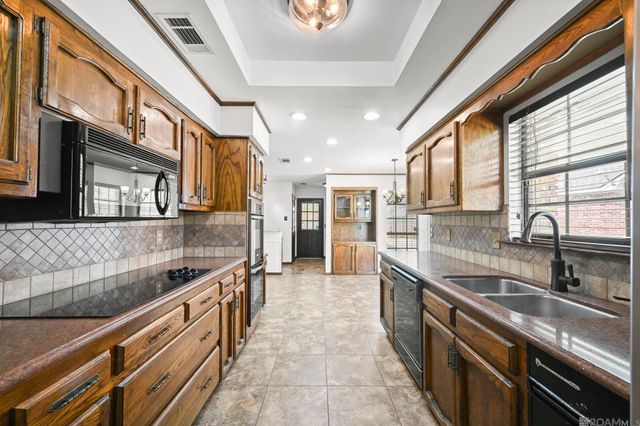 15664 Hogenville Ave, Baton Rouge, LA 70817