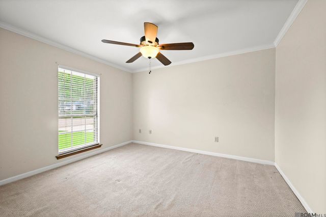 15664 Hogenville Ave, Baton Rouge, LA 70817