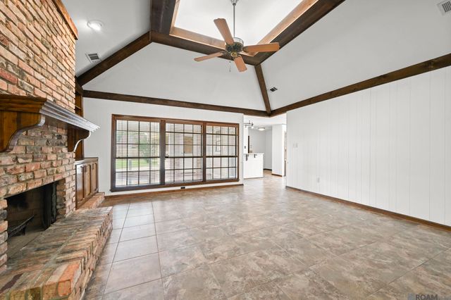 15664 Hogenville Ave, Baton Rouge, LA 70817