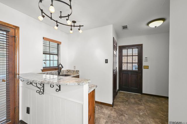 15664 Hogenville Ave, Baton Rouge, LA 70817
