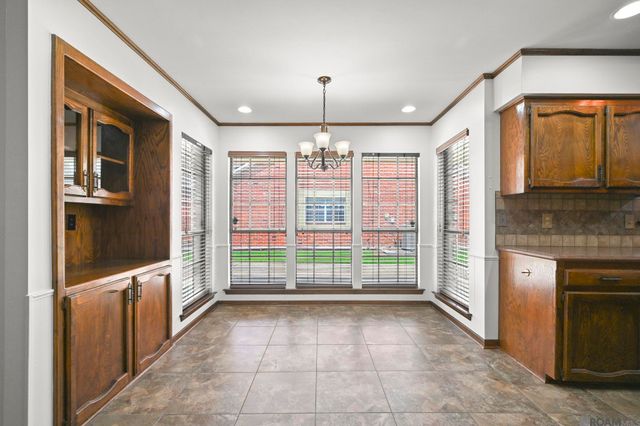 15664 Hogenville Ave, Baton Rouge, LA 70817