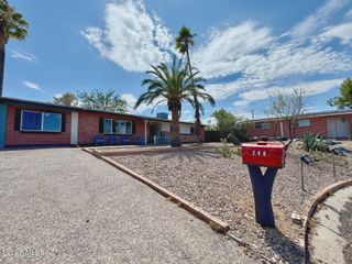 246 S Avenida De La Vista, Tucson, AZ 85710