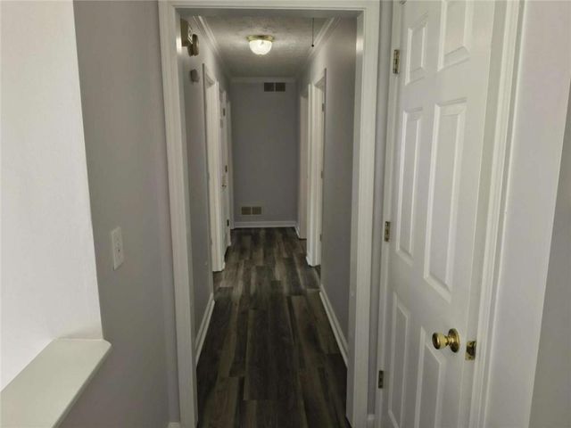 8579 Foxridge Drive, Winston, GA 30187