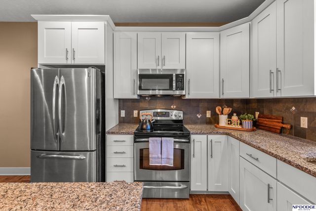 5138 Dodge Street, Omaha, NE 68132