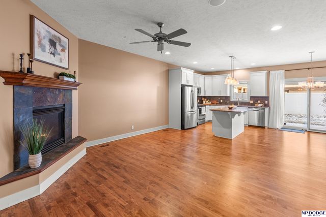 5138 Dodge Street, Omaha, NE 68132