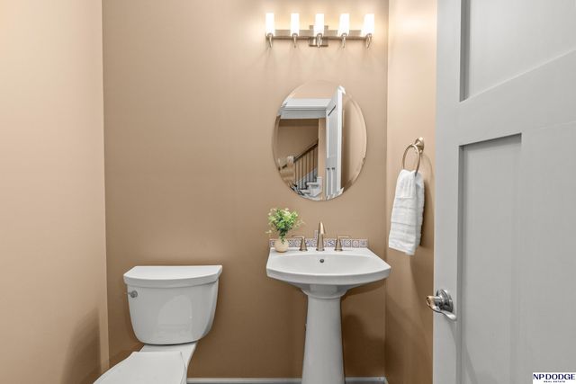 5138 Dodge Street, Omaha, NE 68132