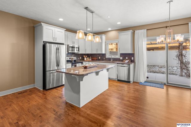 5138 Dodge Street, Omaha, NE 68132