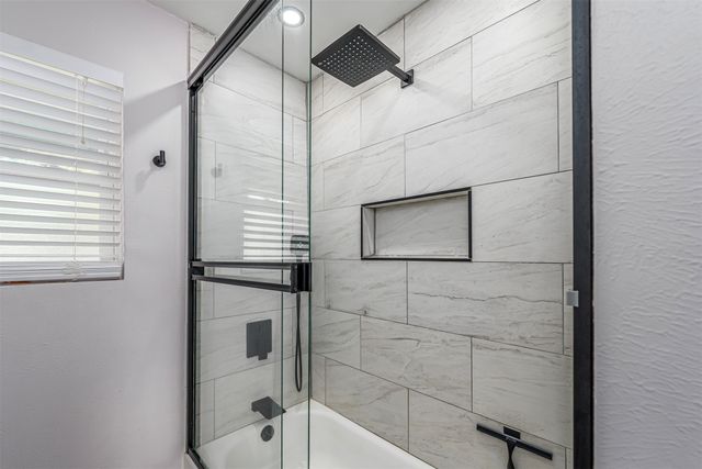 6405 Claude Court, Fort Worth, TX 76135