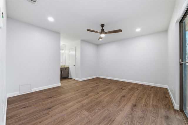 405 Thorn Wood Drive, Euless, TX 76039