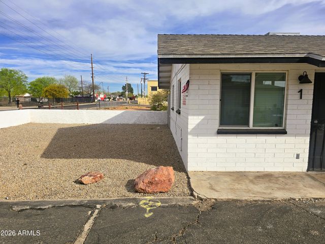 5035 N 23RD Avenue, Phoenix, AZ 85015