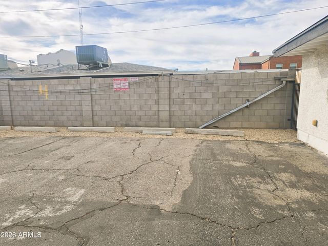 5035 N 23RD Avenue, Phoenix, AZ 85015