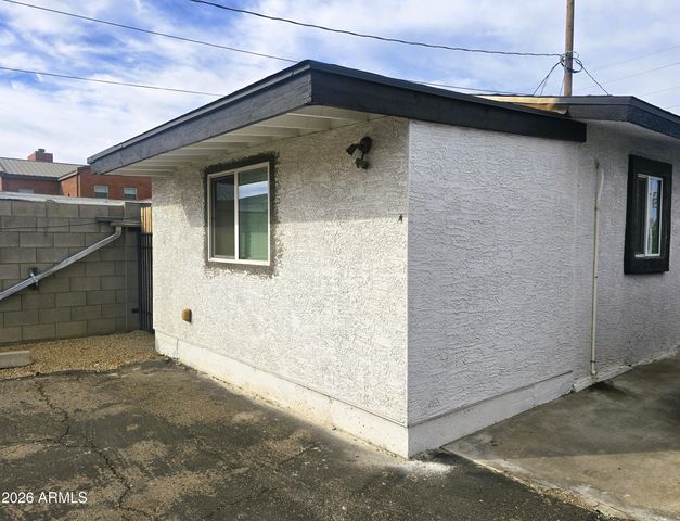 5035 N 23RD Avenue, Phoenix, AZ 85015