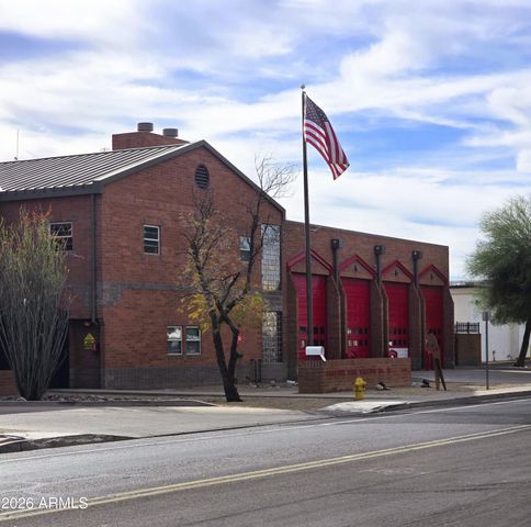 5035 N 23RD Avenue, Phoenix, AZ 85015