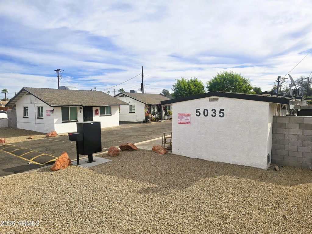5035 N 23RD Avenue, Phoenix, AZ 85015