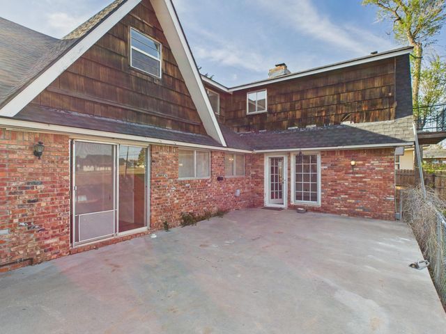 2140 N Dogwood Lane, Pampa, TX 79065