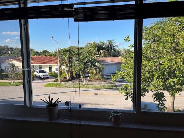 2230 NE 56th Pl 227, Fort Lauderdale, FL 33308