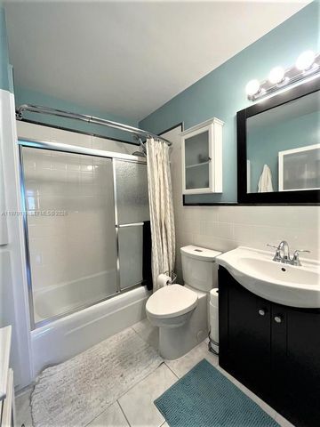 2230 NE 56th Pl 227, Fort Lauderdale, FL 33308