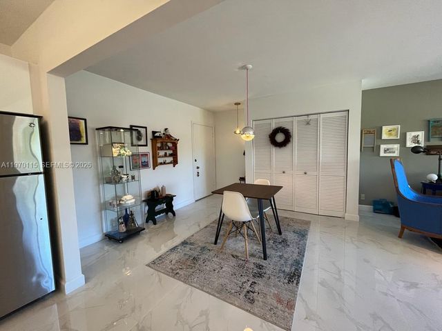 2230 NE 56th Pl 227, Fort Lauderdale, FL 33308