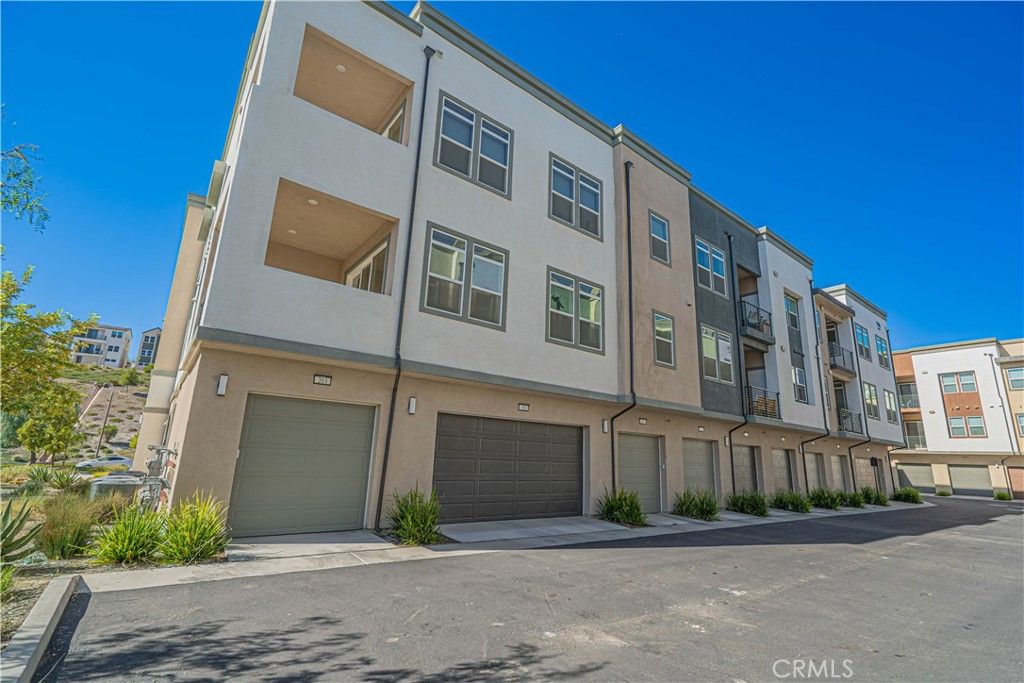 27406 Merlin 101, Valencia, CA 91381 — photo 4