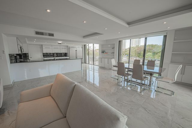 468 Golden Isles Drive 202, Hallandale Beach, FL 33009
