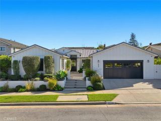 2848 Carob, Newport Beach, CA 92660