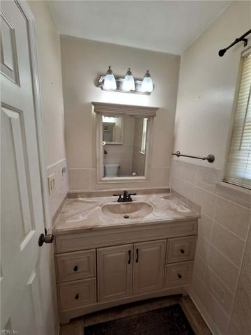 1256 Homestead DR, Virginia Beach, VA 23464