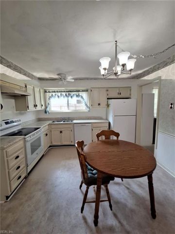 1256 Homestead DR, Virginia Beach, VA 23464