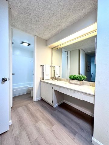 7142 Shelter Creek Lane, San Bruno, CA 94066