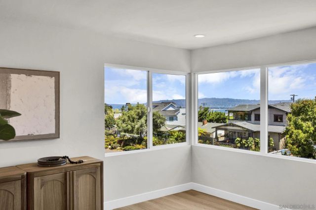 4435 Del Monte, San Diego, CA 92107