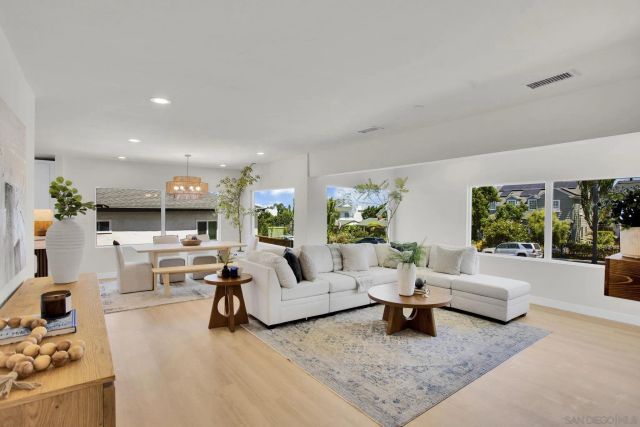 4435 Del Monte, San Diego, CA 92107