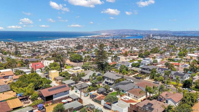 4435 Del Monte, San Diego, CA 92107