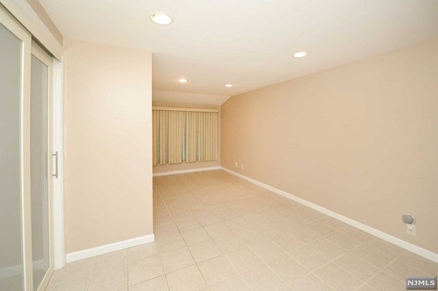 177 Lincoln Avenue, Elmwood Park, NJ 07407