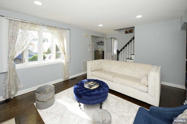 177 Lincoln Avenue, Elmwood Park, NJ 07407